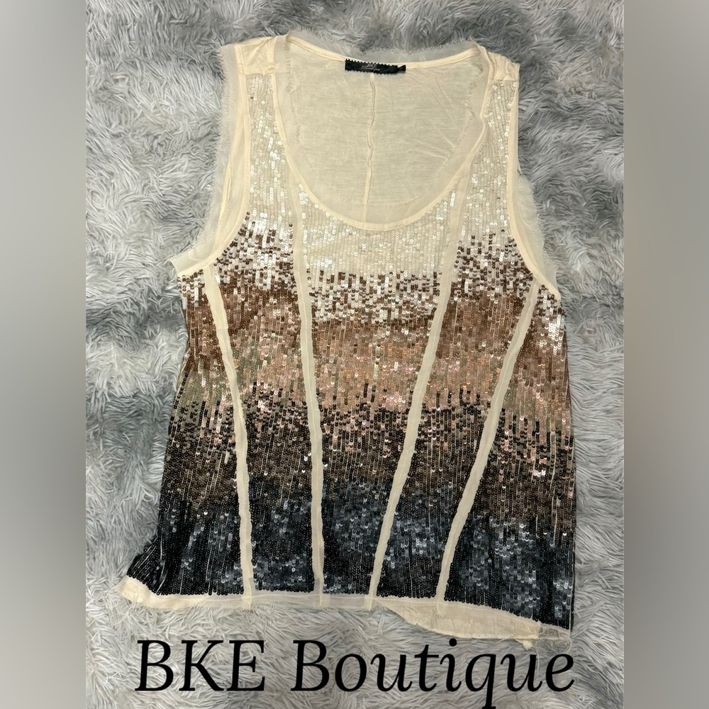 💰LAST CHANCE 💰✨ Sequin Ombre BKE Boutique by Buckle Sleeveless Top